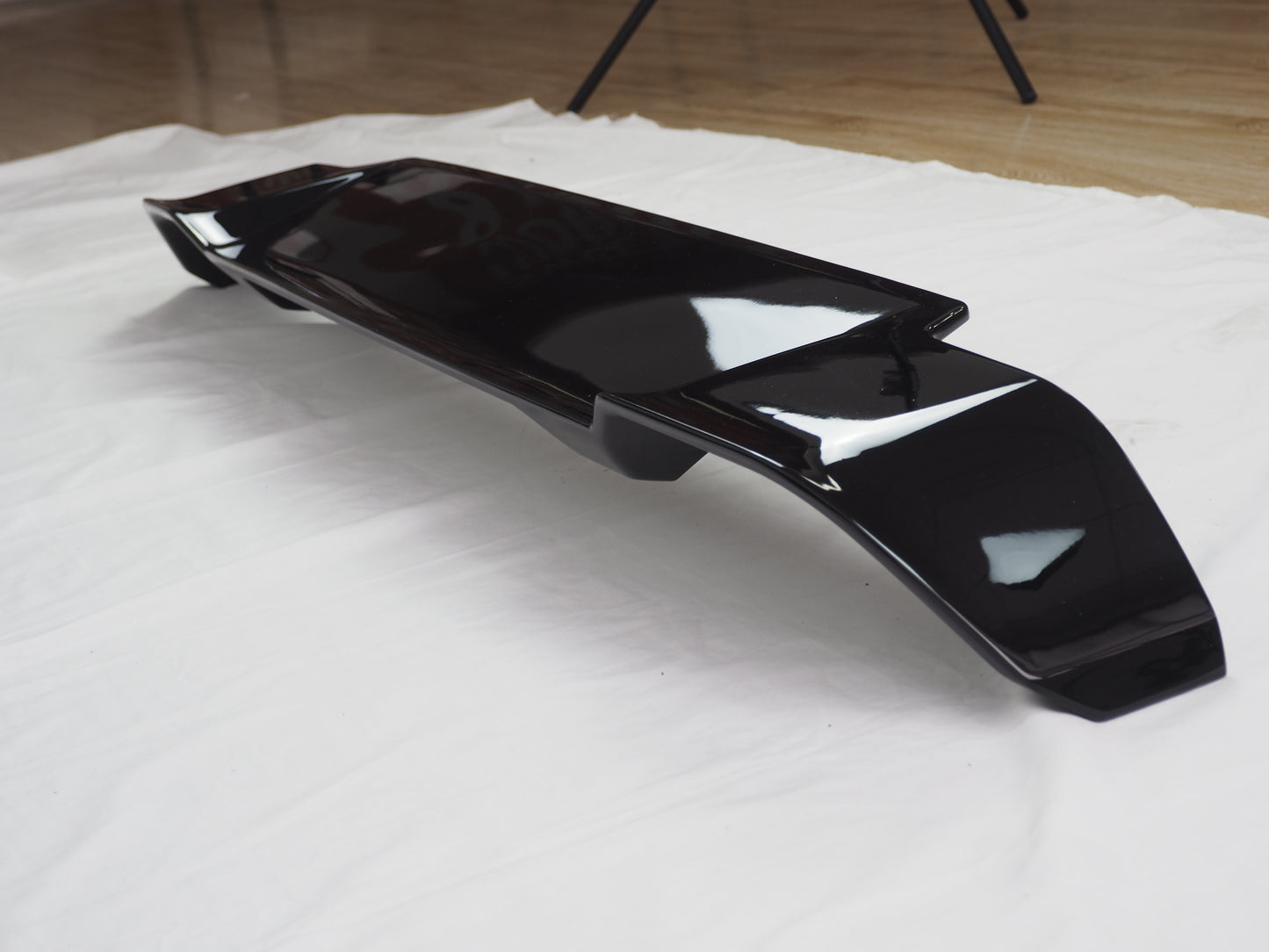 Gloss Black Adhesive Spoiler for Defender L663 2020+