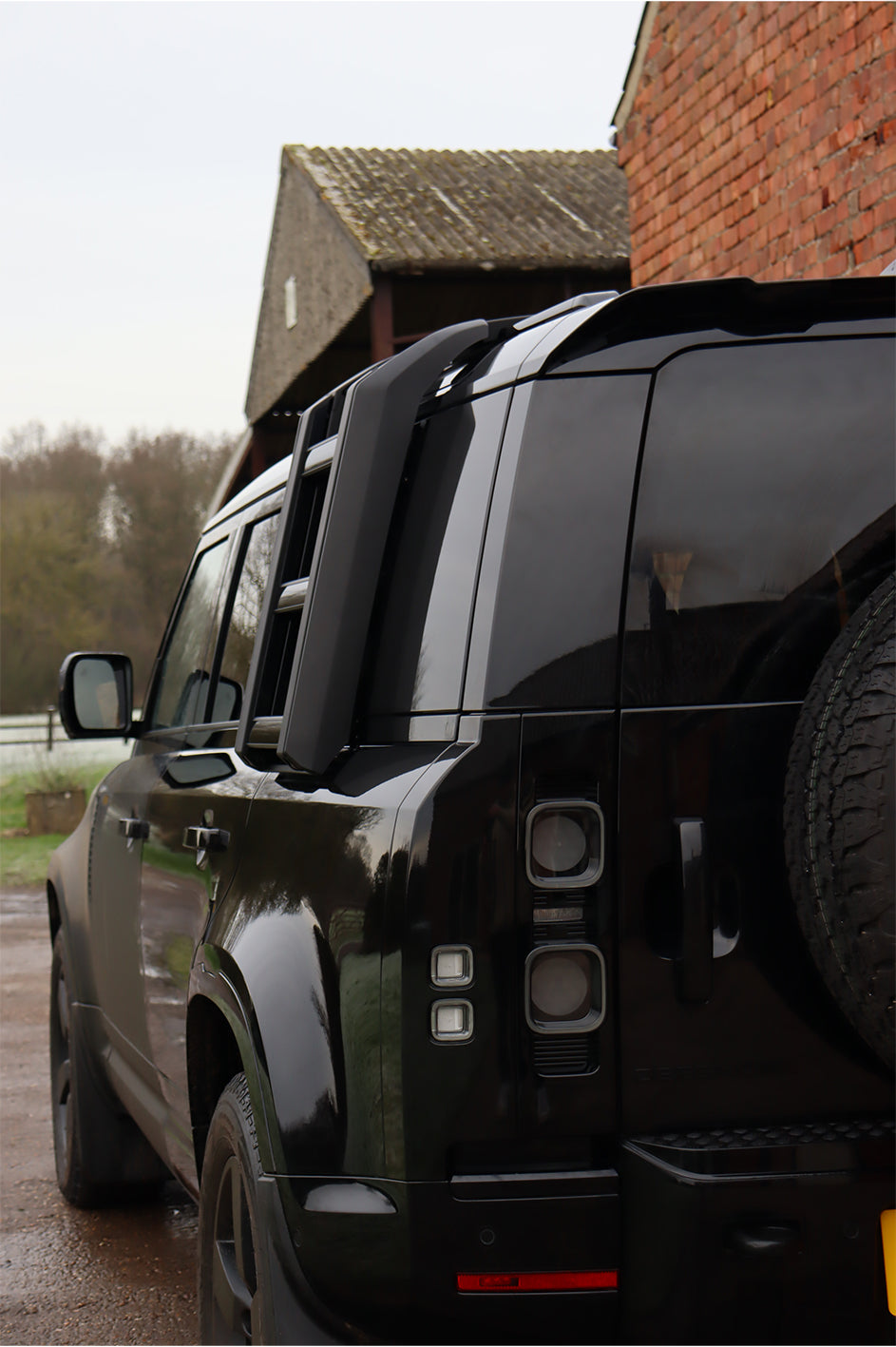 Deployable Side Mounted Ladder for Defender L663 2020+