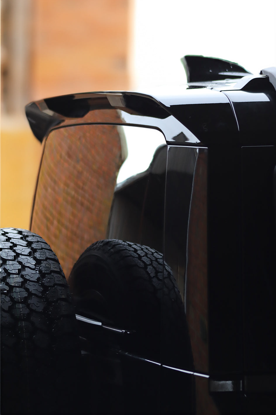 Rear Replacement Spoiler for Defender L663 2020+