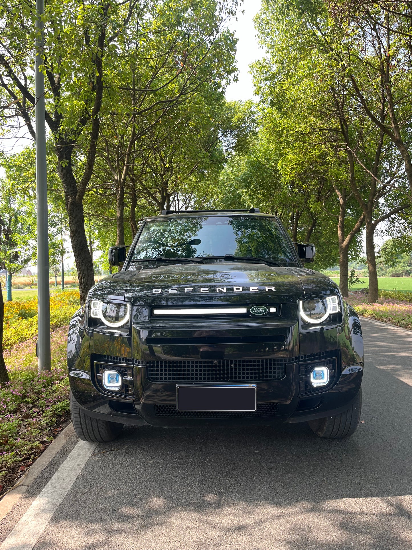 Smoked LED Front Grille for Defender L663 2020+
