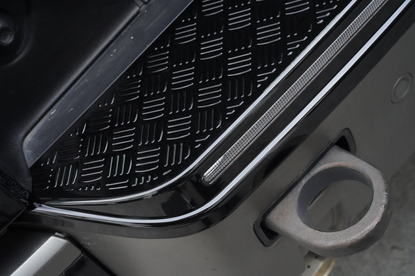 Gloss Black Rear Bumper Protector with LED's for Defender L663 2020+
