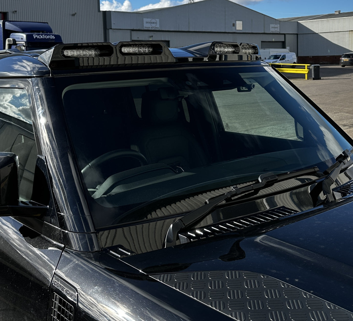 Roof Light Bar for Defender L663 2020+